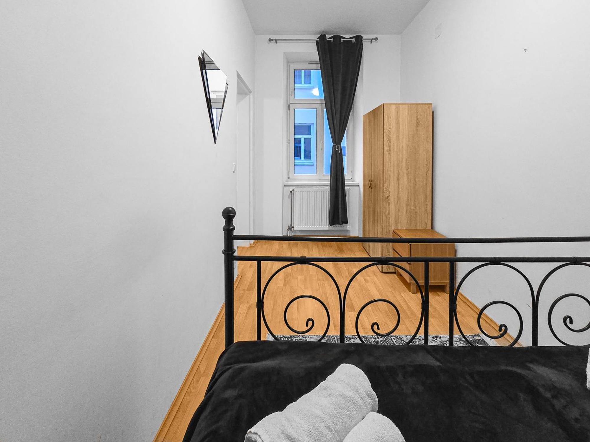 Modern Three-Bedroom, Triple King Beds ウィーン エクステリア 写真